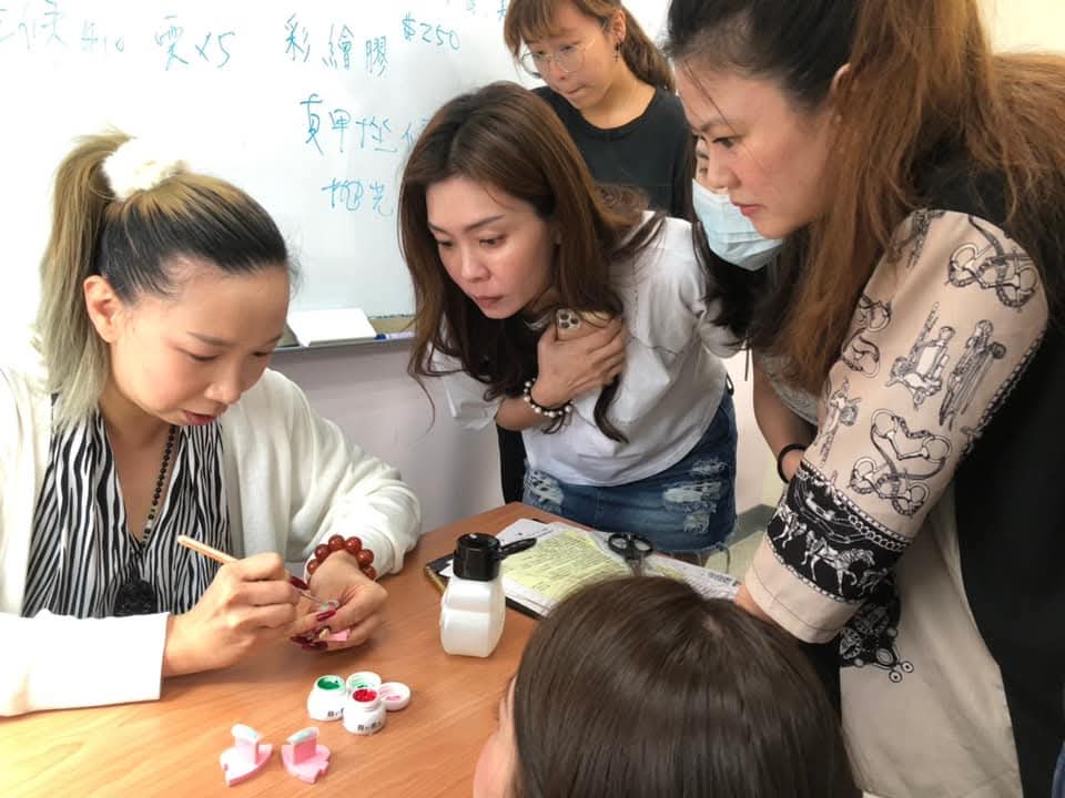 樂齡手足居家護理