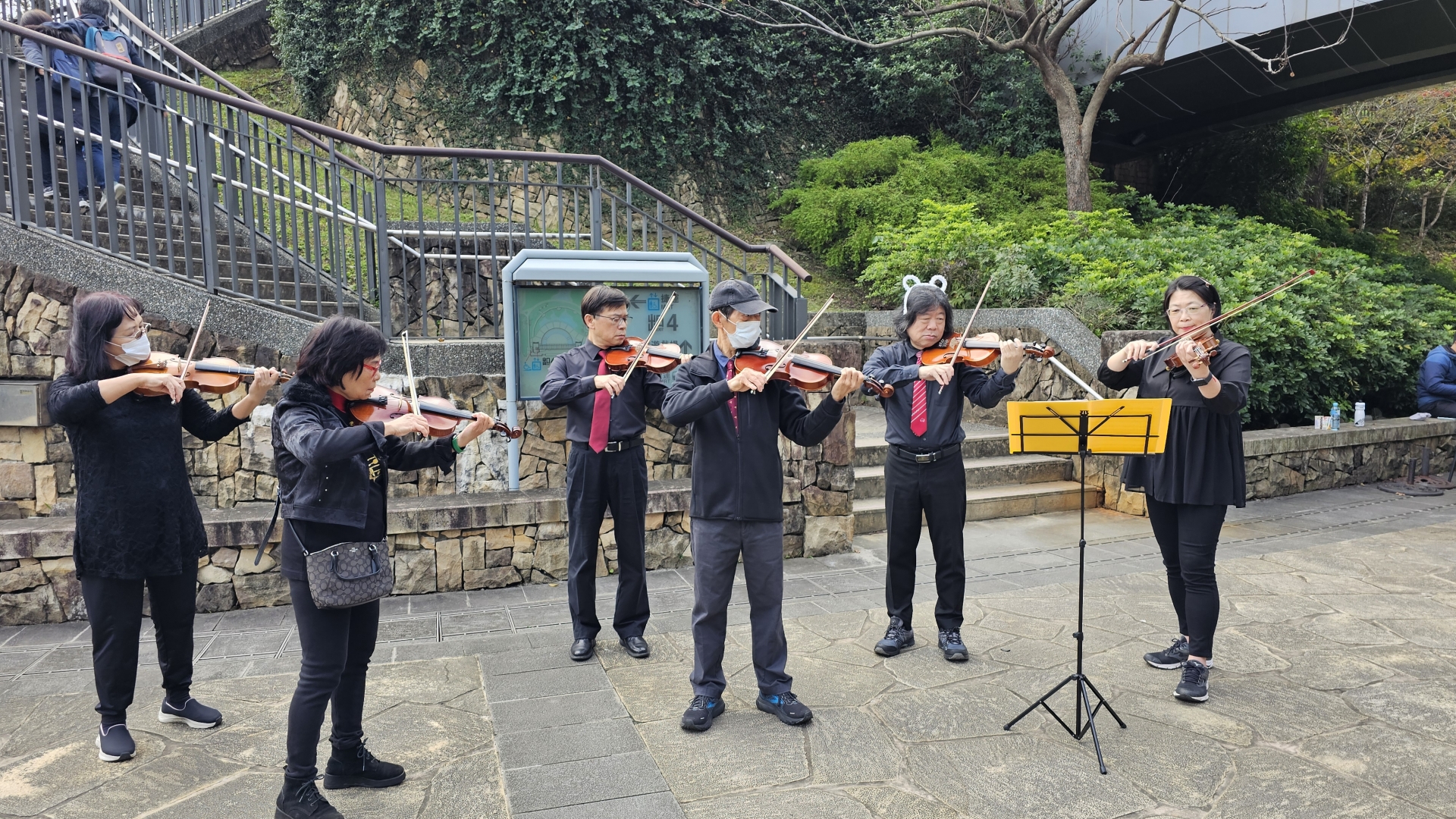 小提琴演奏初階