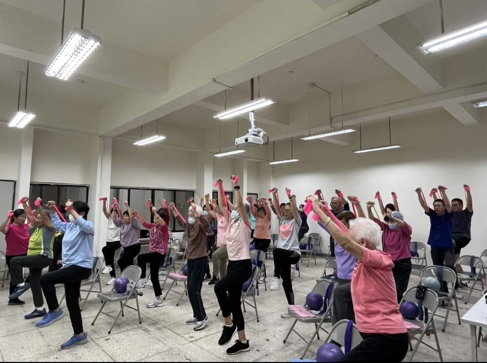 銀髮族超慢跑與肌耐力運動