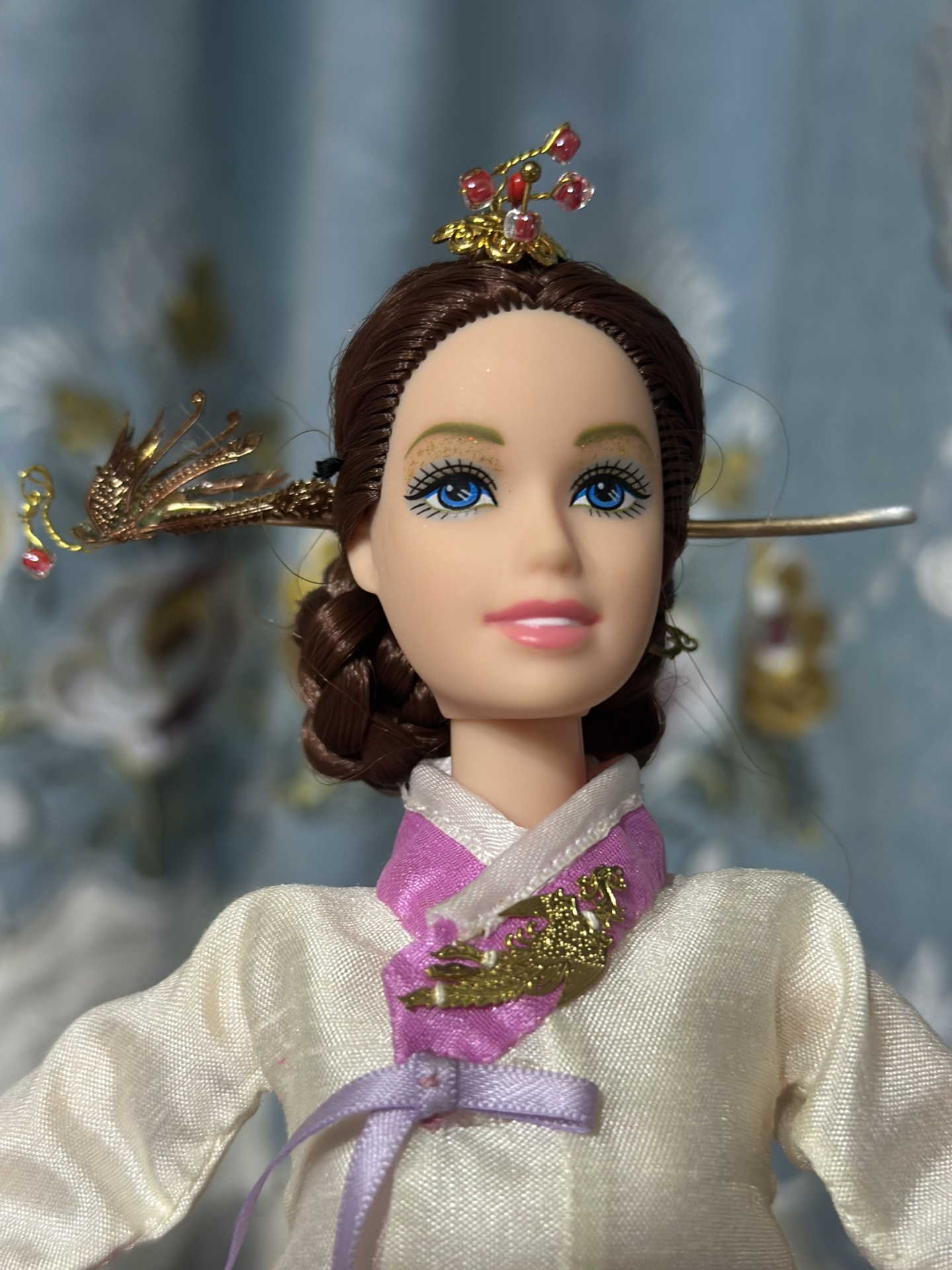 ★從玩具到時尚-芭比服飾創作與社會影響