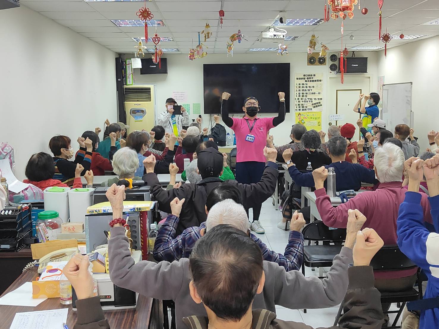 保密防跌-樂齡活躍勇骨操