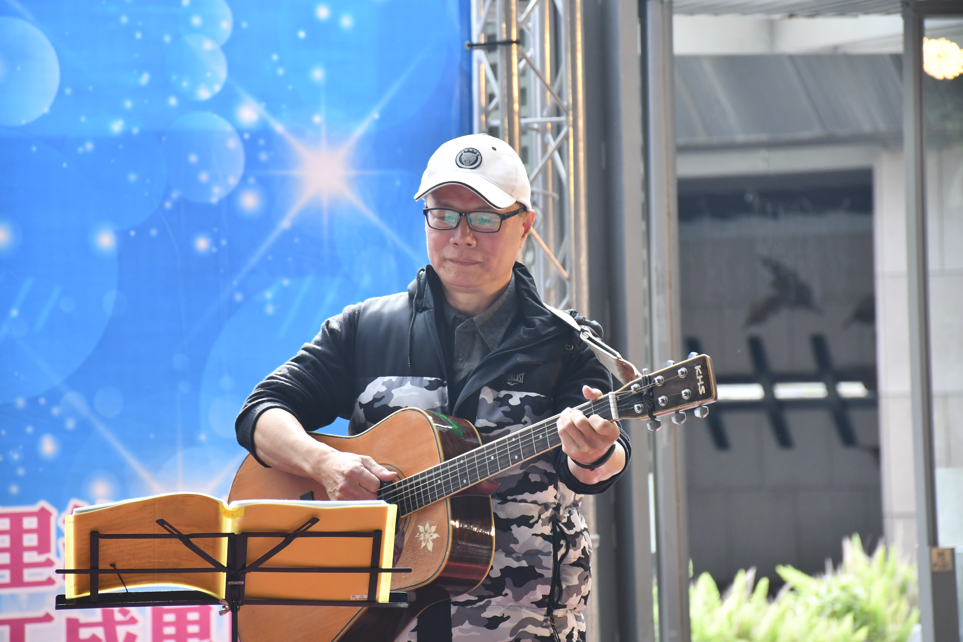 自彈自唱學吉他-民歌篇