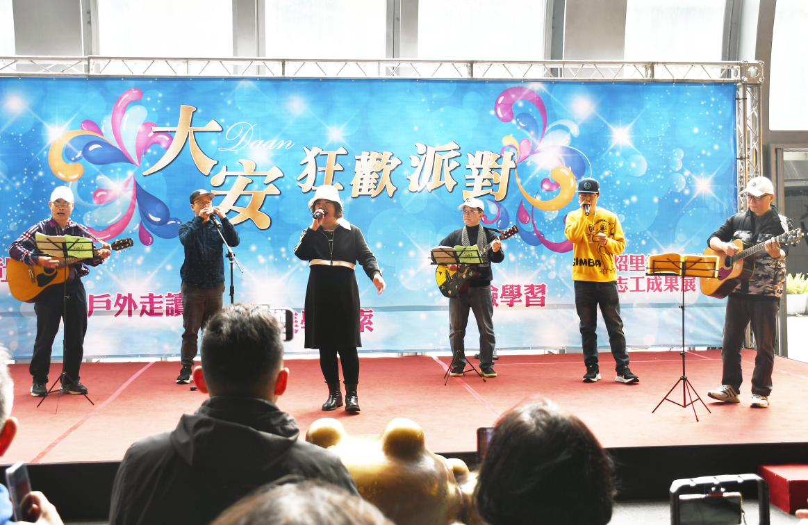 自彈自唱學吉他-民歌篇