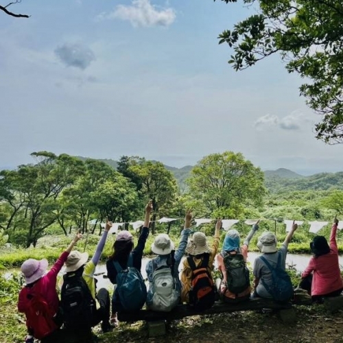 山林慢聊心旅行